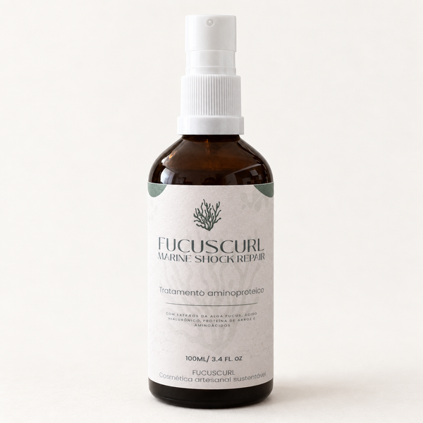 Marine Shock Repair FucusCurl de 100 ml em frasco âmbar sobre fundo branco